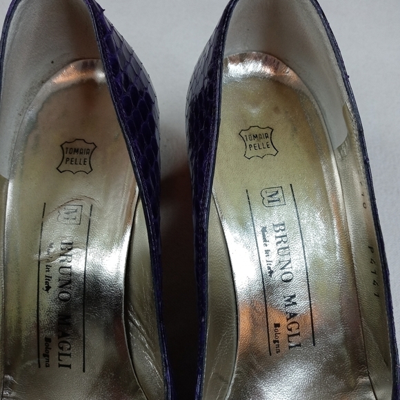 Bruno Magli Women Shoe Pumps 2.5" Heel Purple Snak - Picture 6 of 11